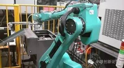 從“世界工廠”到“智慧工廠” 富士康機器人部署與產業轉型啟示
